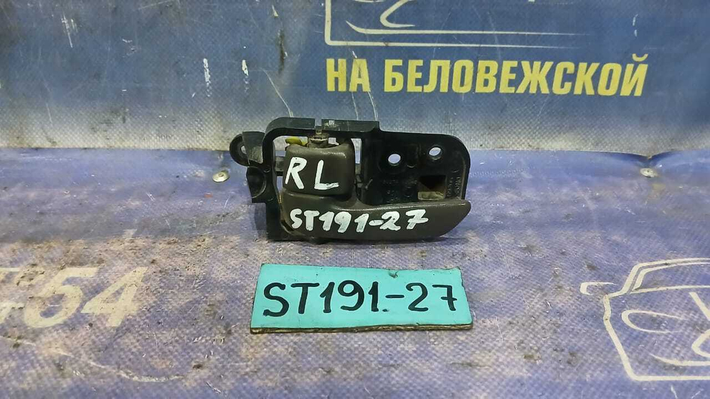 Ручка двери задней левой салонная TOYOTA CORONA 1995