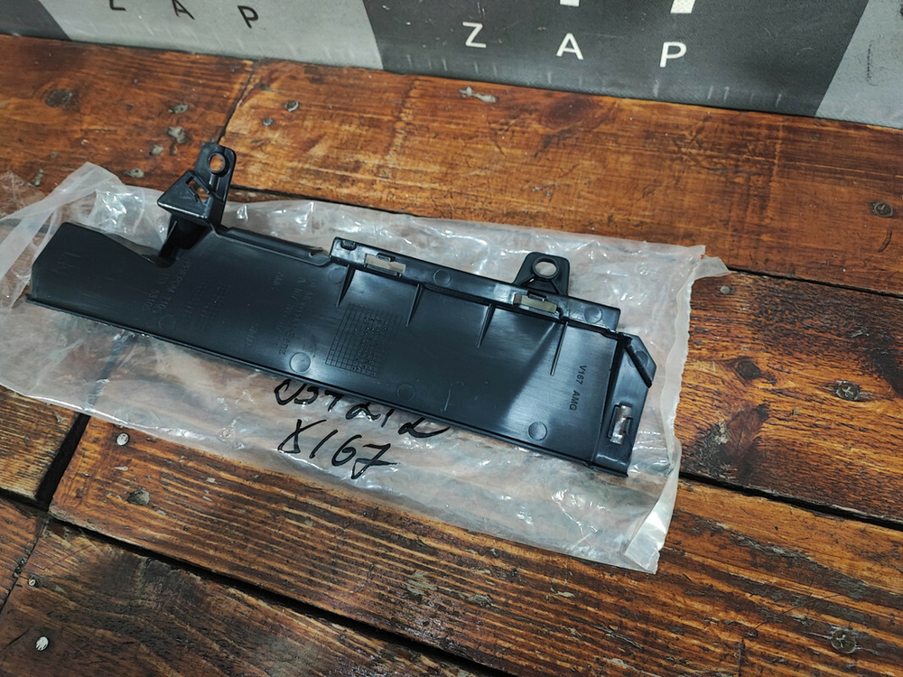 Воздуховод бампера левый Mercedes GLE (V167) 18-нв Новое Оригинал A1678856705