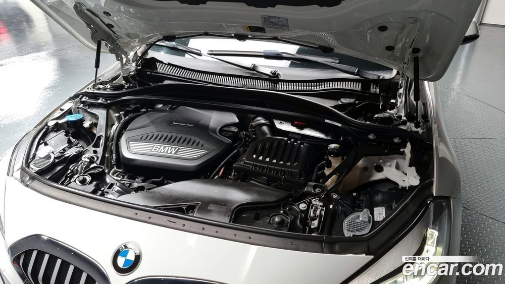 BMW 1 Series (F40) 118d M Sports (08.2021)