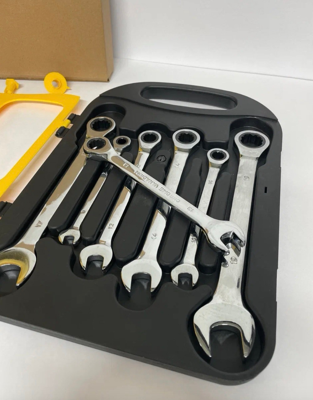 Набор ключей с трещоткой 8-19 мм, 7 шт., cr-v, в кейсе, Классик ТИТАНАТ (1 шт. / за комплект) -