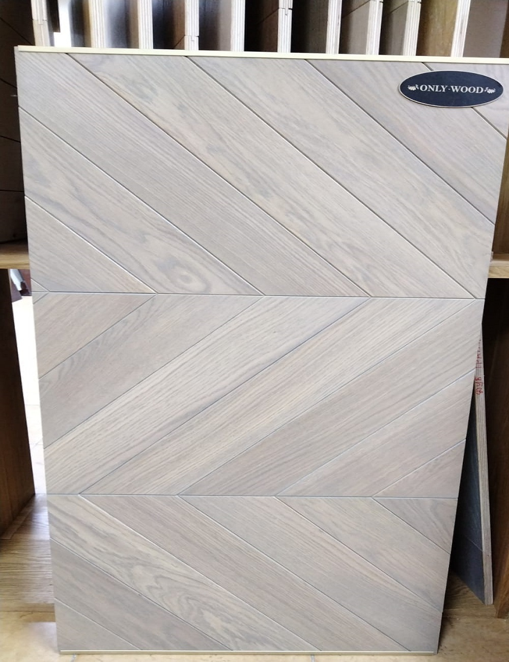 Дуб Оливковый рисунок французская елка