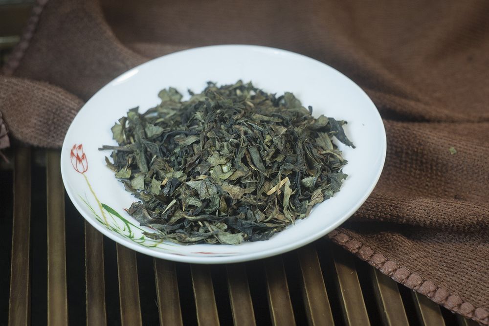 Сяо Хун Пао (Малый Красный Халат), ломанный