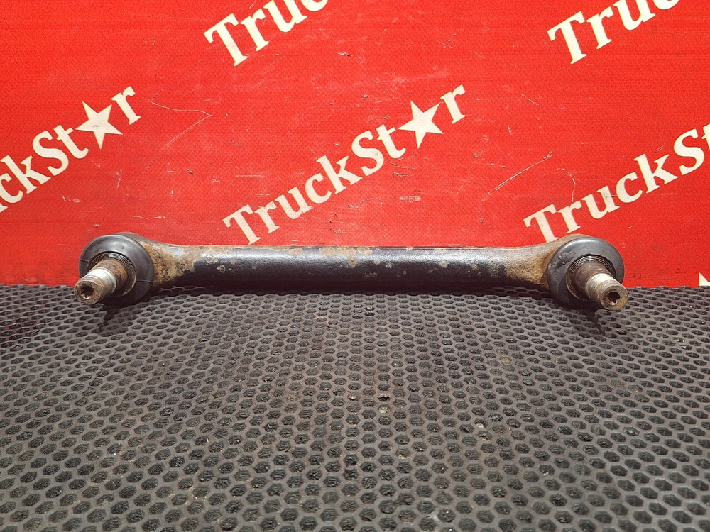 Стойка переднего стабилизатора