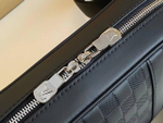 Сумка-мессенджер Louis Vuitton Fastline