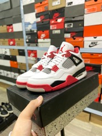 Jordan 4 Retro Fire Red