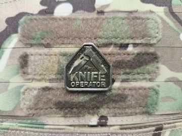 Патч на одежду "Knife Operator" золото, металл.