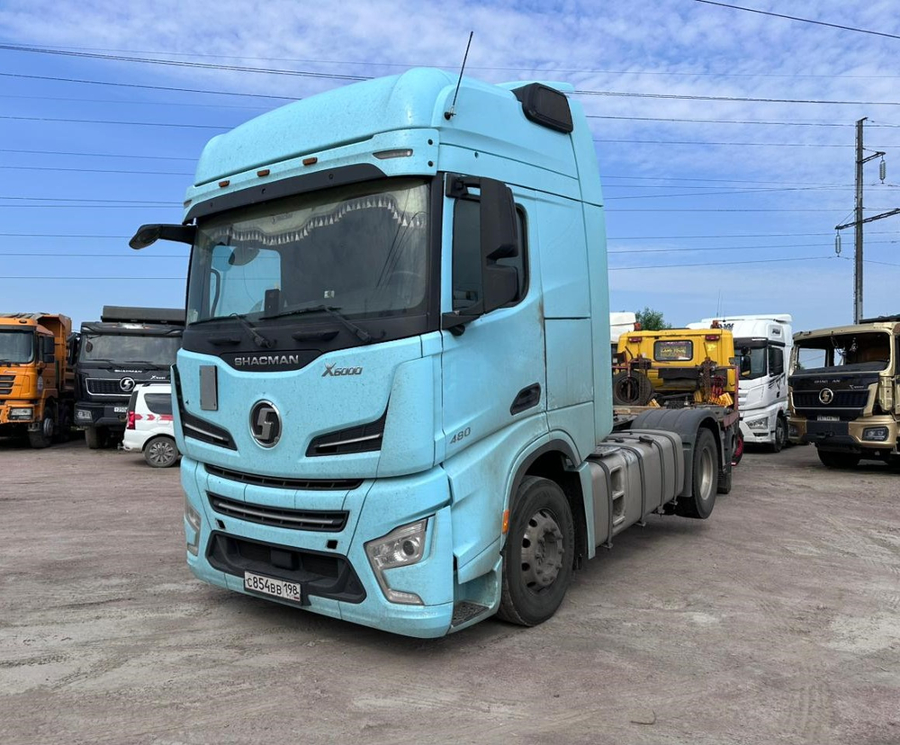Shacman (Shaanxi) SX* 4x2 Седельный тягач SX4188YY381 (Дизельный, 12,5 л, 473 л.с., АТ)