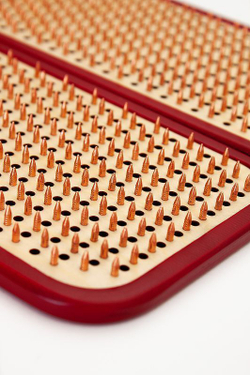 Доска садху Ом медные гвозди