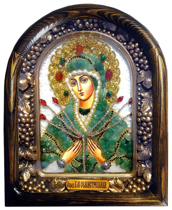 Божия Матерь Семистрельная (нефрит, гранат)