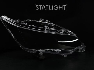 Правое стекло фары Toyota Camry V55 2014-2017