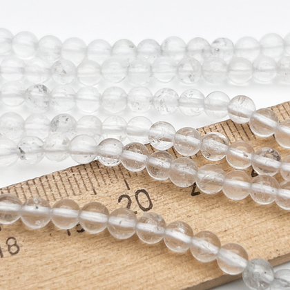 Горный хрусталь бусины, диаметр около 4,5 мм, цена за отрезок 19 см (1/2 нити)