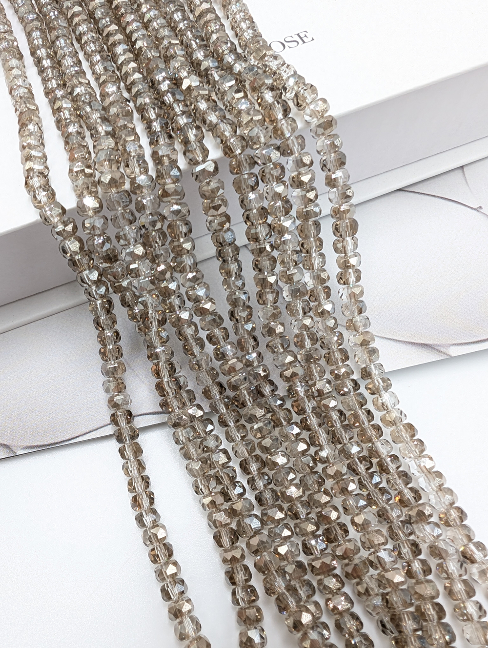 Стекло плоский бочонок 4*2.6мм, серый