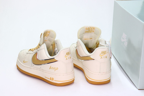 Кроссовки нат. Кожа (36-41)р. / шт. 1291-1330