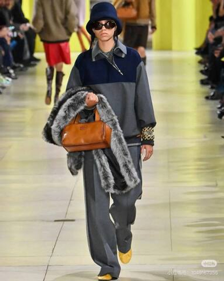 Костюм MIU MIU