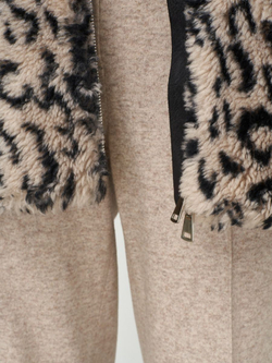 Шуба женская чебурашка тедди с капюшоном короткая, SilverFox (арт. 2204-021-7,4)