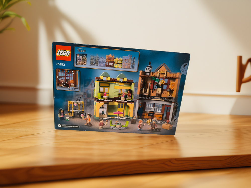 LEGO Harry Potter 76452 «Магазин “Всё для квиддича” и кафе-мороженое» — локации Хогсмид