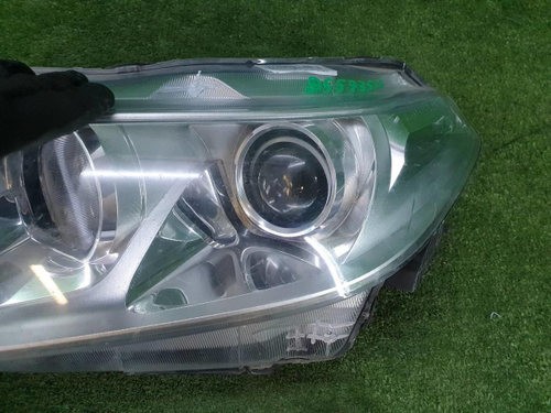 Битая Фара левая Suzuki Vitara 2 (2014-2019) галоген