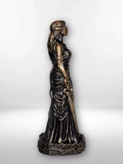 Коллекционная алтарная фигурка статуэтка греческая Богиня Фемида оберег для дома