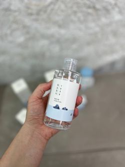 ROUND LAB Увлажняющий тонер с эффектом эксфолиации 1025 Dokdo Toner