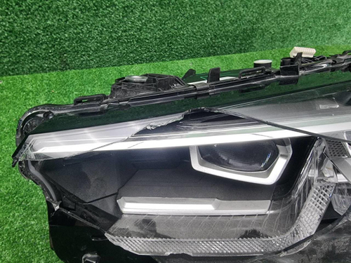 Битая Фара левая BMW X3 G01 (2021-2024) LED