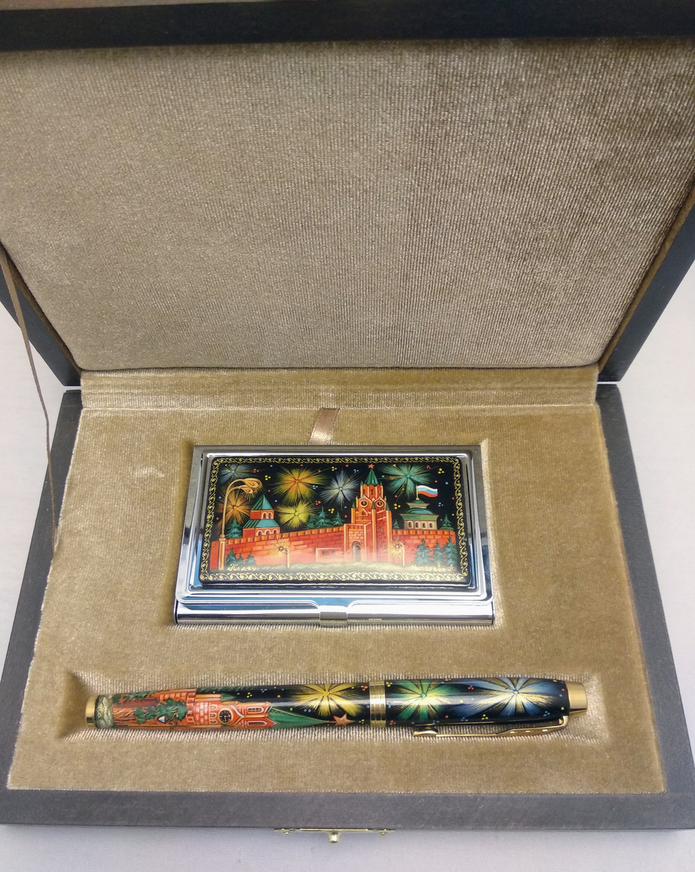Набор "Кремль" №2 с визитницей и ручка Паркер (роспись Палех)