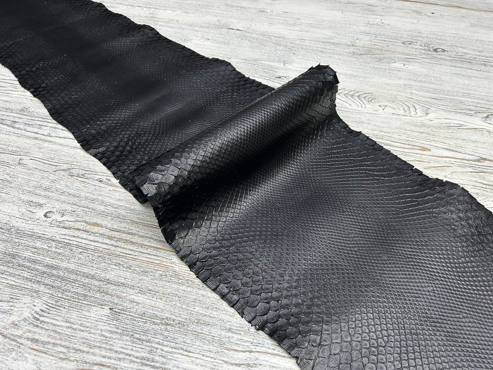 Praga Lux Black (0,8-1,0 мм) натуральная кожа питона