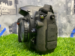 Nikon D200 (12 500 кадров) Покупка/Продажа