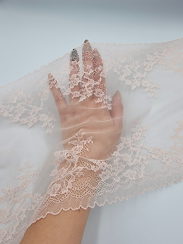 Кружево эластичное пудра КС94 (23 см)