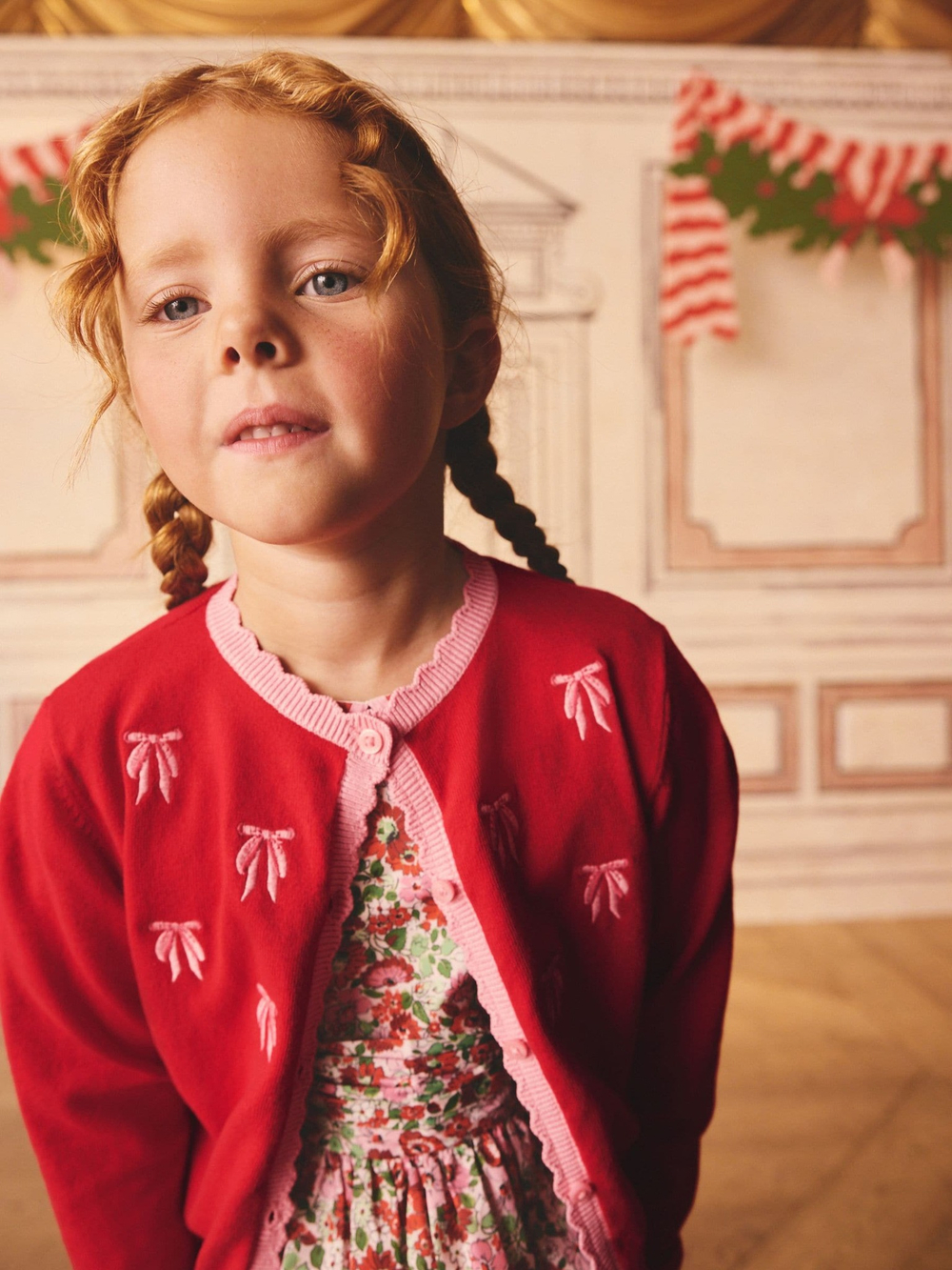 Кардиган с вышивкой для девочки Next B86-681, Красный