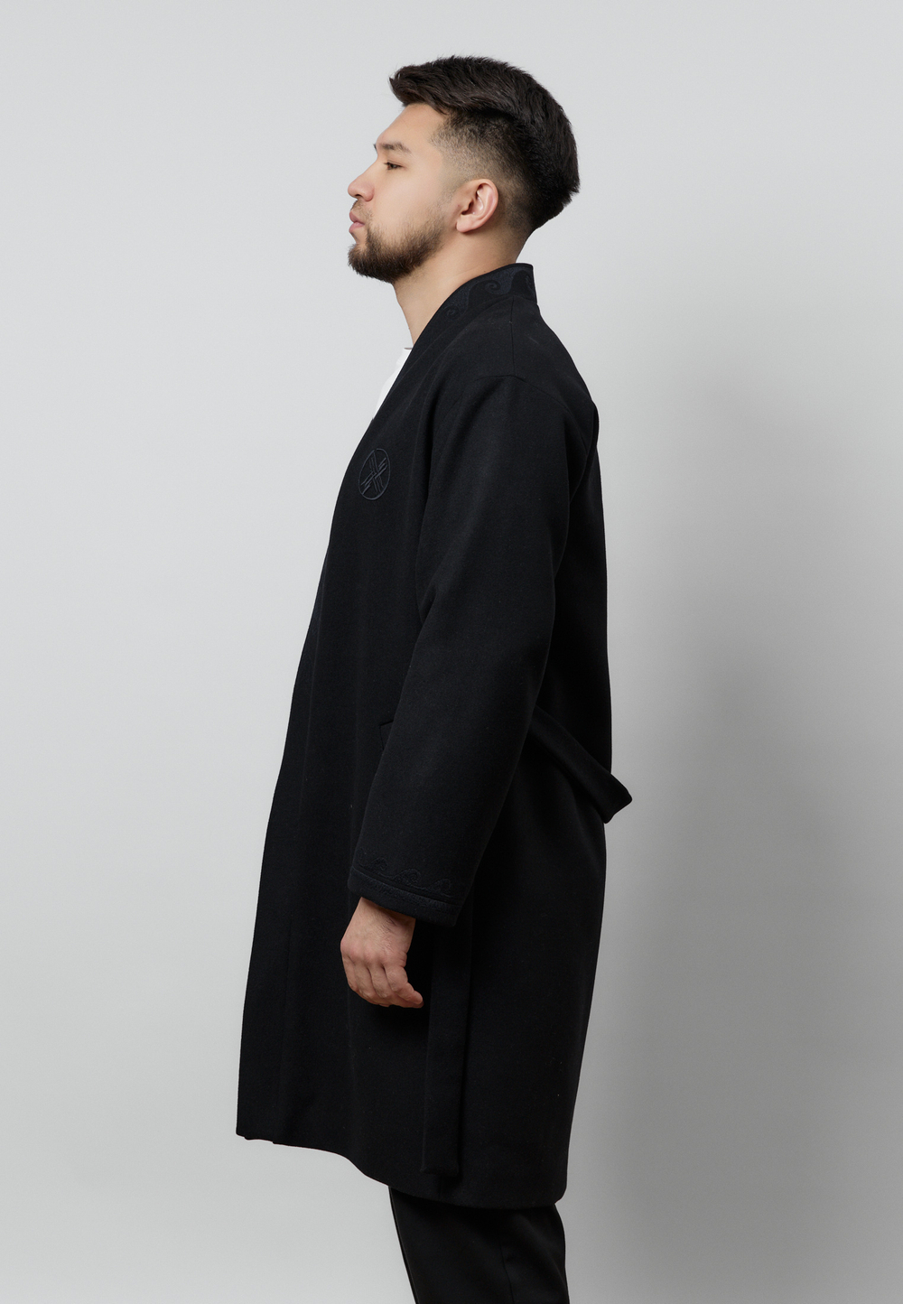 Шапан шерстяной OYU TOLQYN BLACK