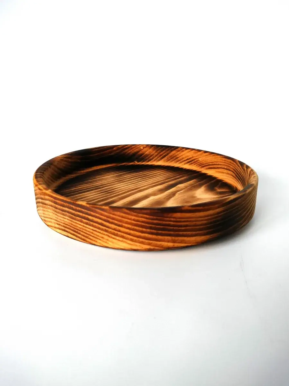 Тарелка деревянная из массива кедра