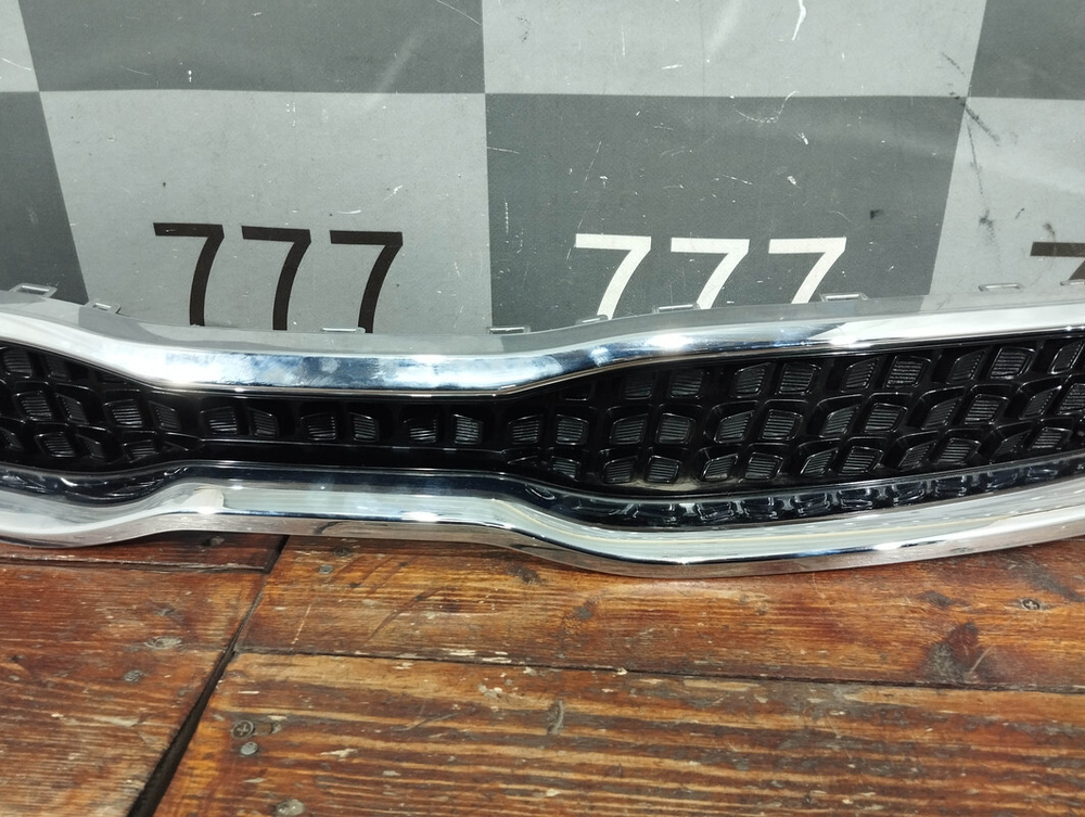 Решетка радиатора Kia Rio 4 X-Line 17-20 Б/У Оригинал 86350H0500