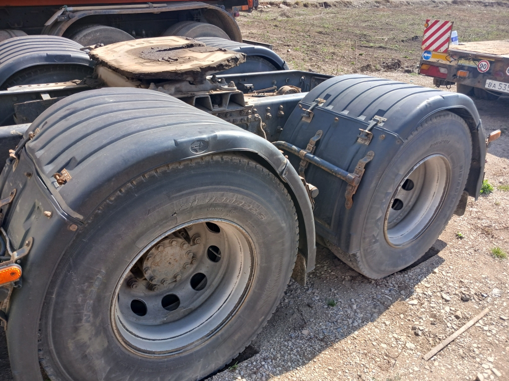 КамАЗ 65206 6x4 Седельный тягач 65206-T5 (Дизельный, 12,0 л, 428 л.с., МТ)