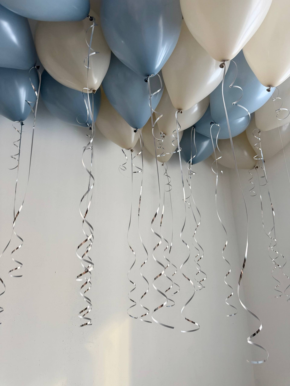 Воздушные гелиевые шарики под потолок песок/пыльно голубой №4768