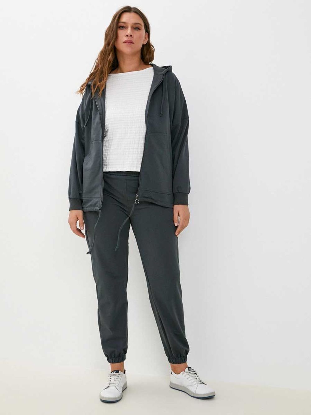 Костюм спортивный