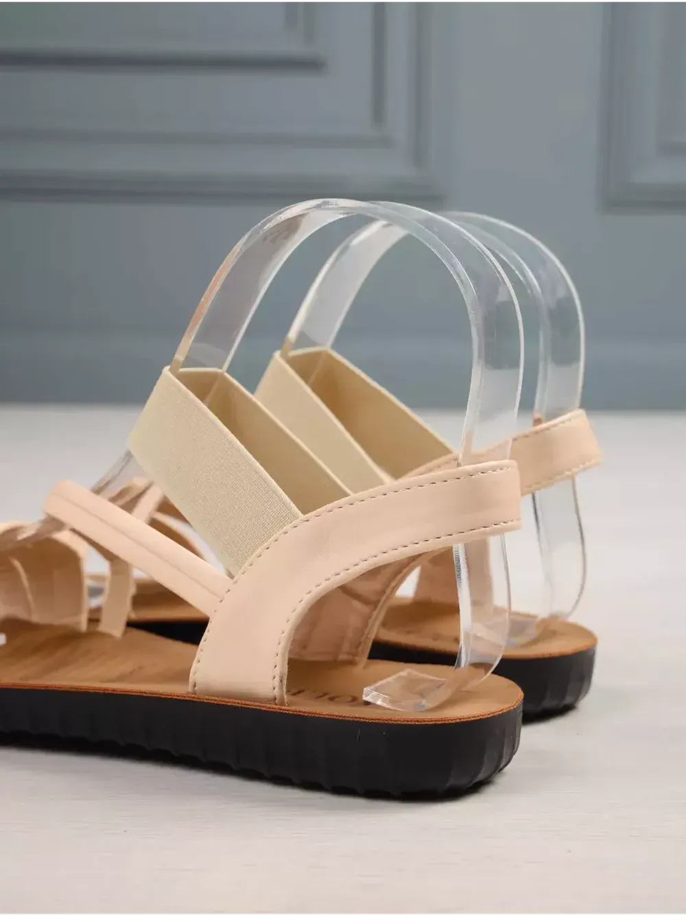 Сандалии летние