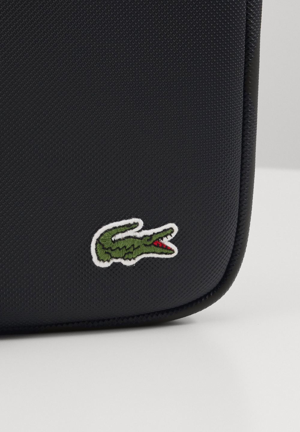 Lacoste UNISEX - Сумка через плечо - Чёрный (LA254H01C-Q11)
