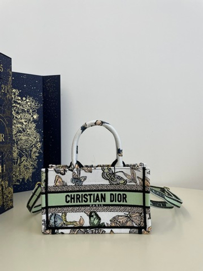 Christian Dior Mini Book Tote 21 cm