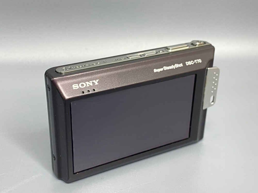 Sony T70