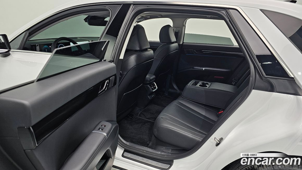 Hyundai Grandeur (Azera) (GN7) 3.5 Бензин 2WD (07.2023)