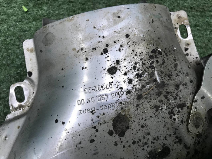 Насадка глушителя правая Mercedes C W205 14-18 AMG