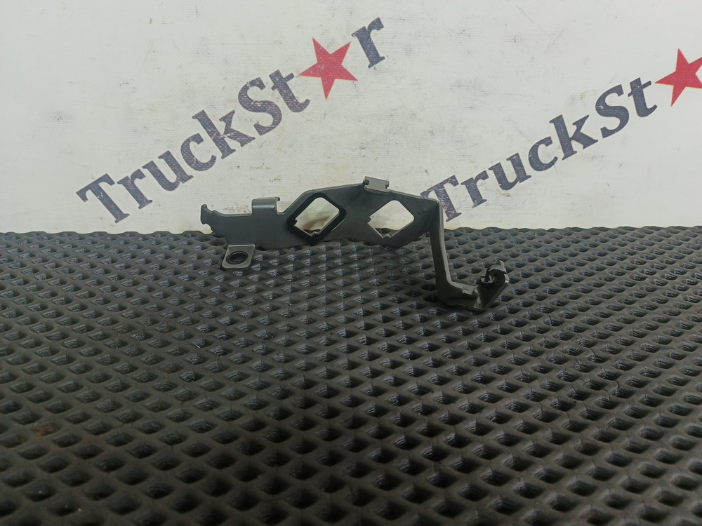 Кронштейн проводки