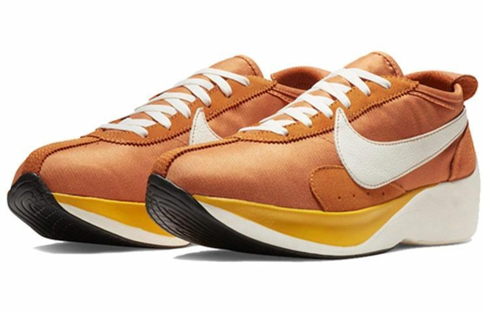 Кроссовки Nike Moon Racer