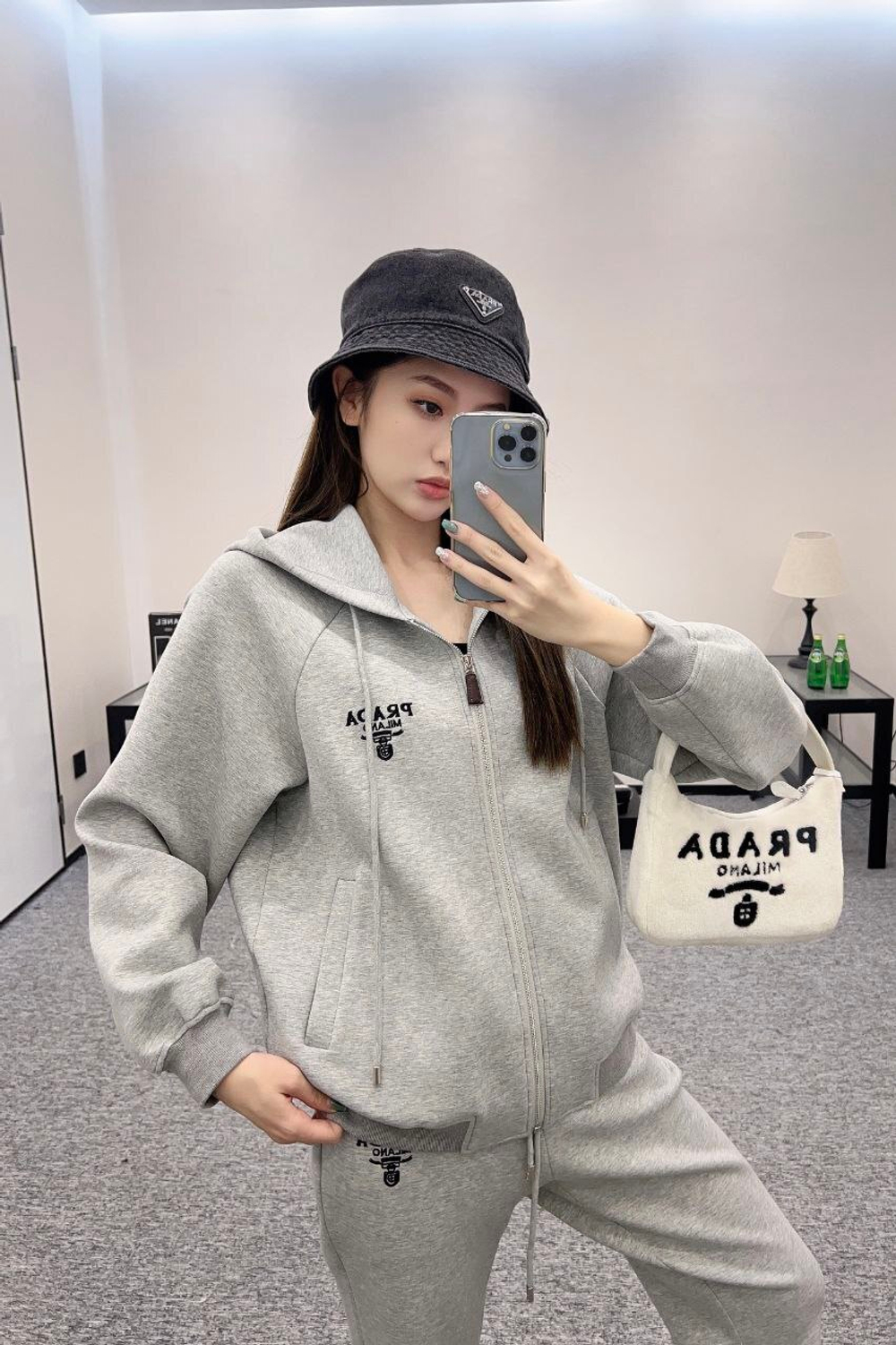 Костюм Prada