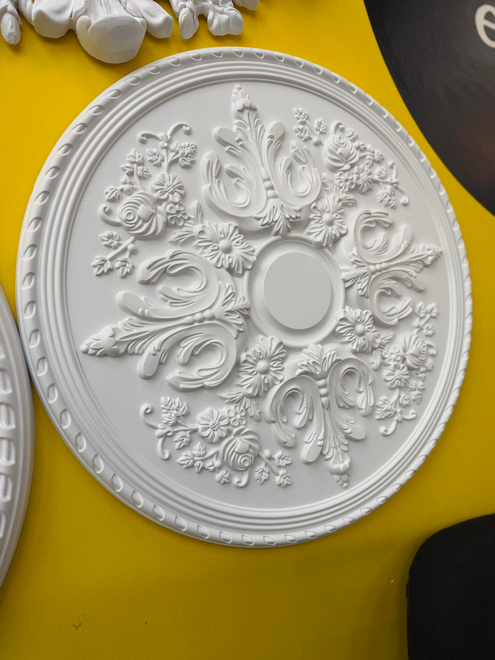 Розетка потолочная 61,5 см