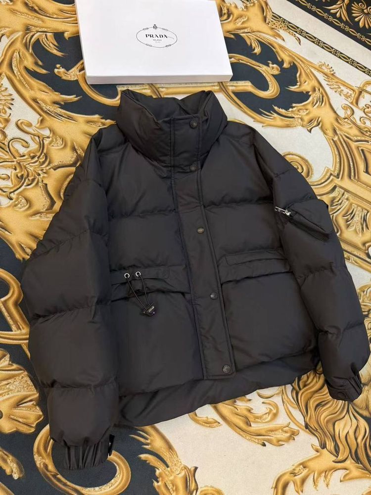 Пуховик Prada