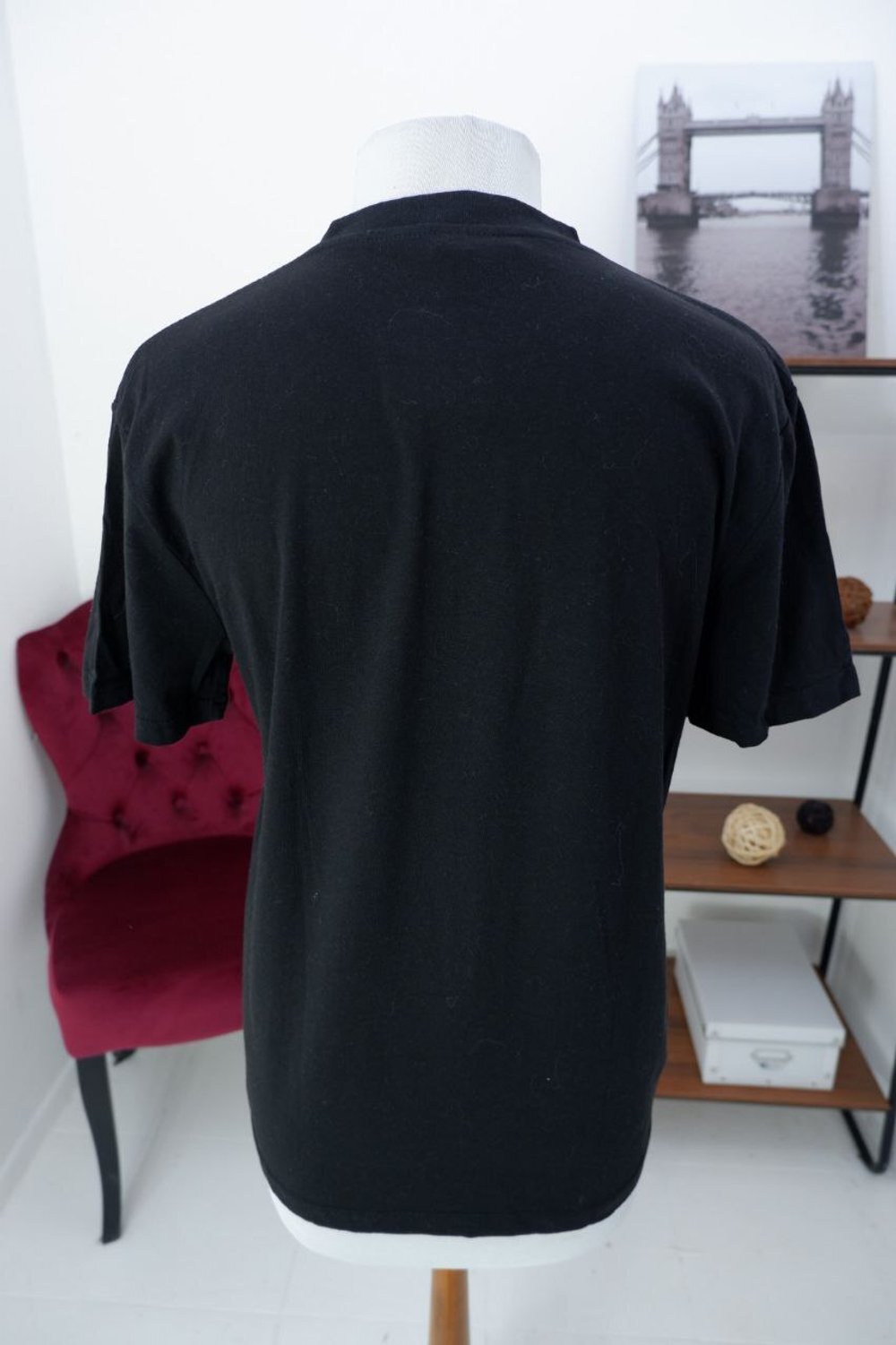 Футболка хлопковая с оригинальным принтом 46 размер