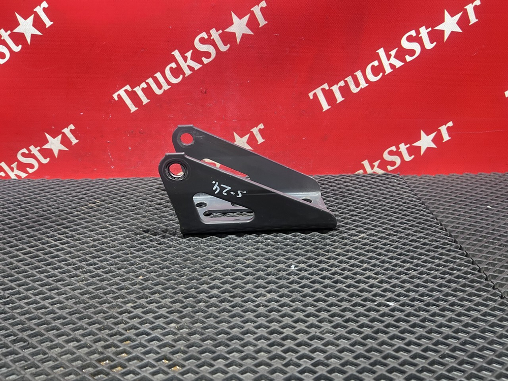 Кронштейн амортизатора заднего 2021 г