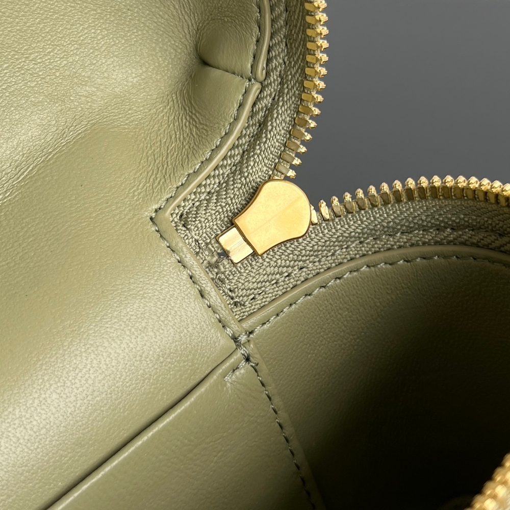 Bottega Veneta Bang Bang Vanity Case
