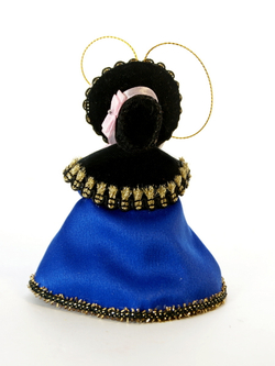 Кукла-подвеска Девушка пушкинской эпохи с муфтой